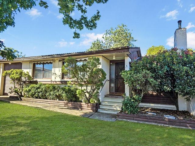 THREE BEDROOM FAMILY HOME