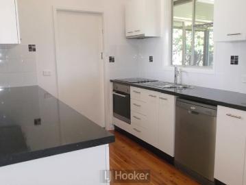 Cockle Creek, Newcastle - Garden, Air conditioning