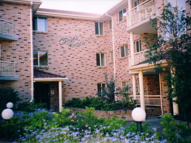 THREE BEDROOM FIRST FLOOR UNIT