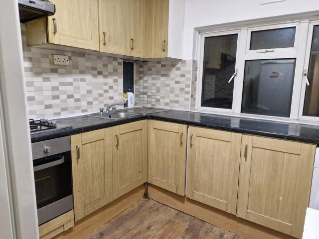 Three Bedroom Flat to Let