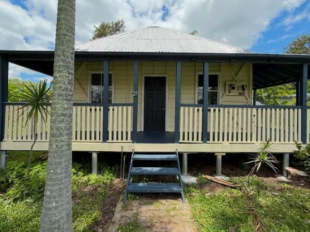 Three Bedroom Freshly Renovated Home in North Ipswich!