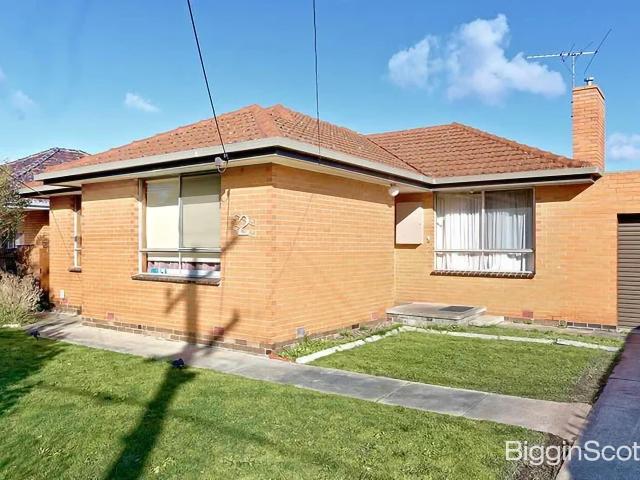 Three Bedroom Gem in Sought After Glen Waverley Location