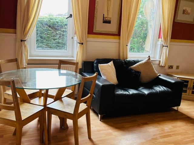Three Bedroom Ground Floor Flat in the Ferry Road
