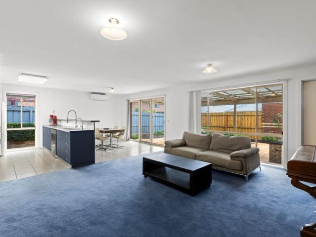 A CHARMING HOME IN THE HEART OF GROVEDALE