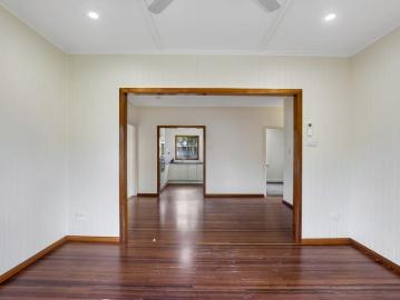 Three Bedroom Home Close to Everything