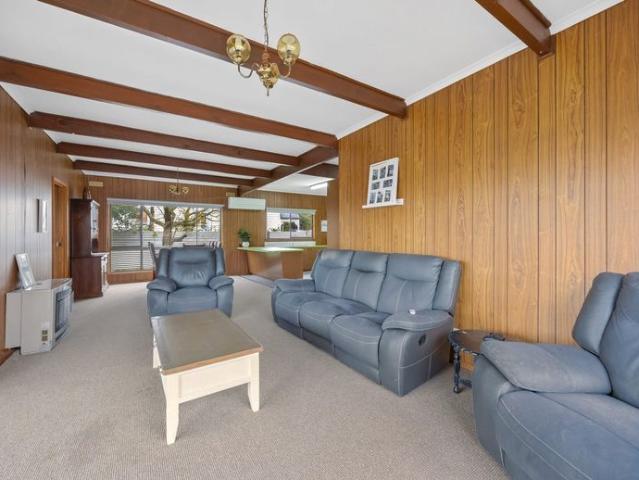 Three bedroom home, close to local schools