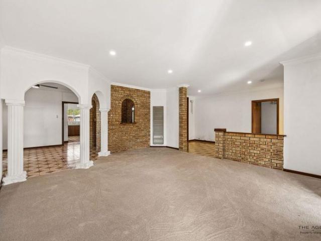 Three bedroom home close to Midland Gate