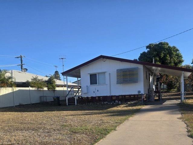 Three Bedroom Home Close to Town and Park