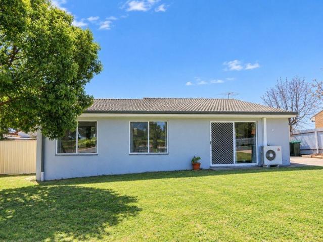 Three bedroom home close to the heart of Young