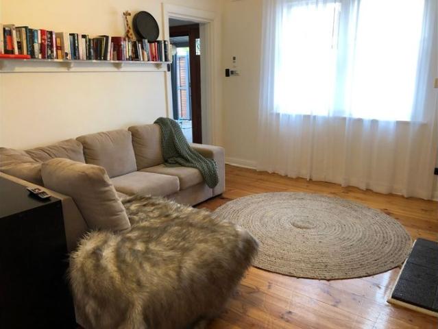 Three Bedroom Home in Central Location Solar included!