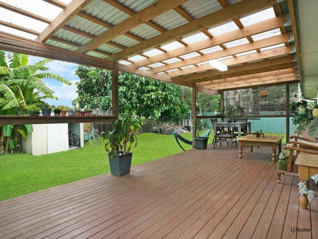 Three Bedroom Home in a Prime Palm Beach Location