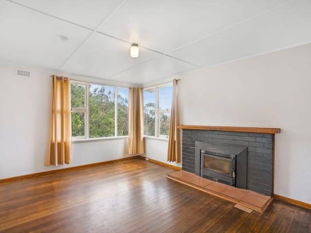 Three Bedroom Home In a Quiet Location