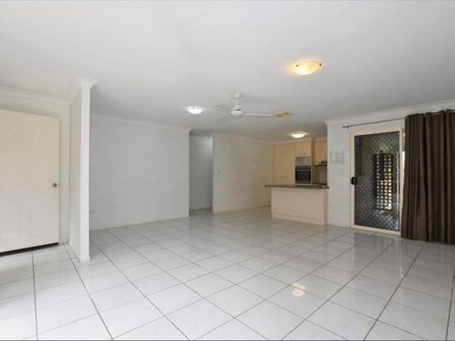 THREE BEDROOM HOME IN AVOCA!