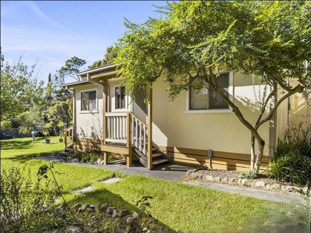 Three bedroom home in beachside location
