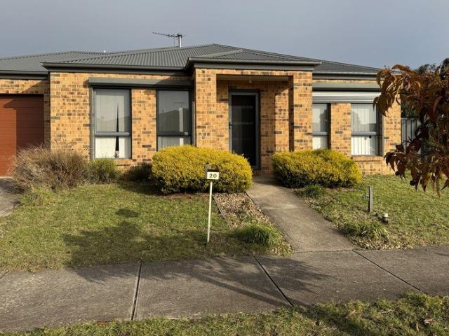THREE BEDROOM HOME IN GREAT LOCATION