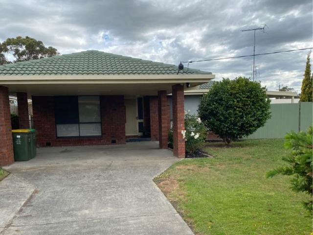THREE BEDROOM HOME IN GREAT LOCATION