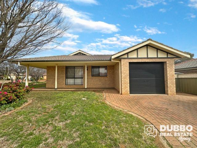 THREE BEDROOM HOME IN EASTRIDGE + WATER INCLUDED IN RENT