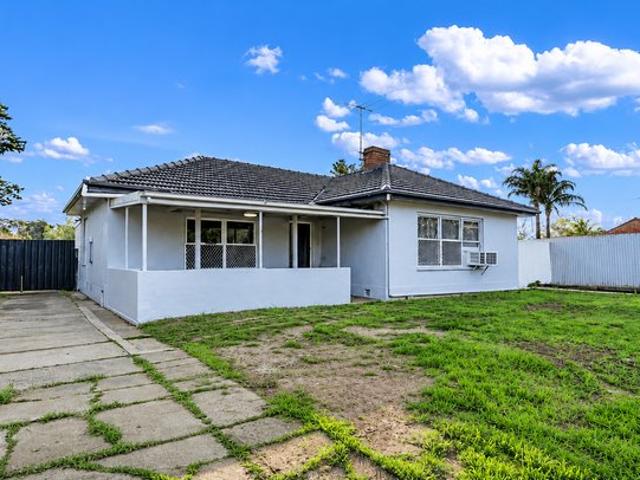 THREE BEDROOM HOME IN ELIZABETH