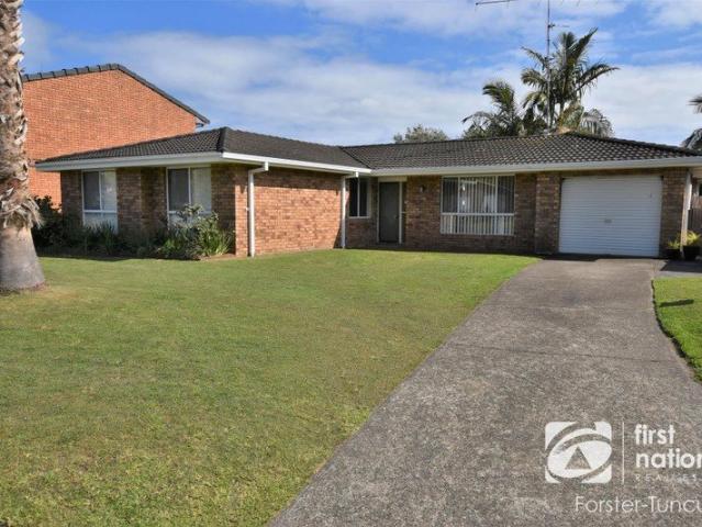 Three Bedroom Home in Forster