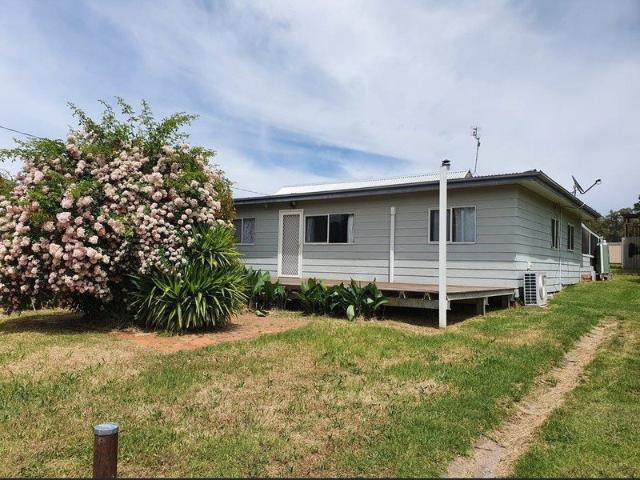 Three bedroom Home in KOOTINGAL