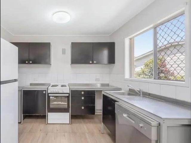 Four Bedroom Home in Kippa Ring!