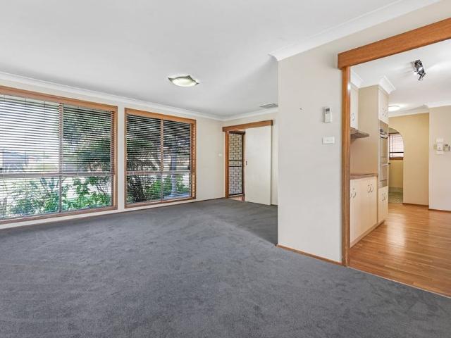 THREE BEDROOM HOME IN HILLVUE