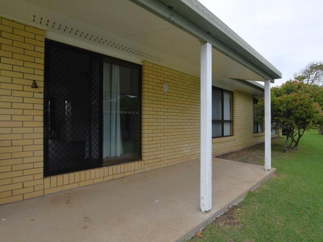 THREE BEDROOM HOME IN INNES PARK!
