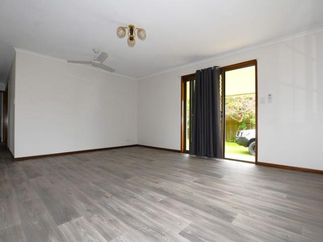 THREE BEDROOM HOME IN INNES PARK!