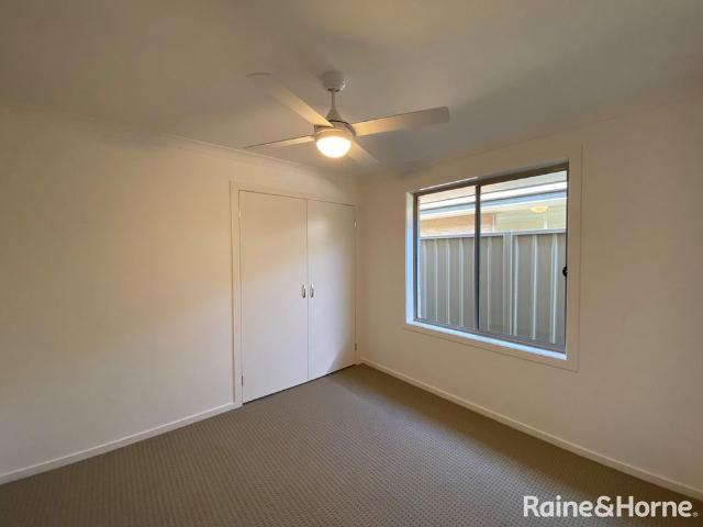 Three Bedroom Home In Munno Para West!
