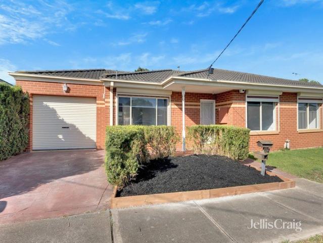 Three Bedroom Home in Sunshine