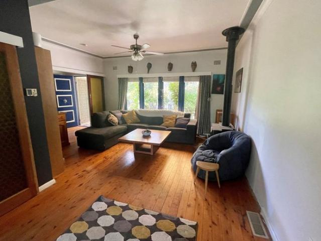 Three Bedroom Home In Peaceful Location!