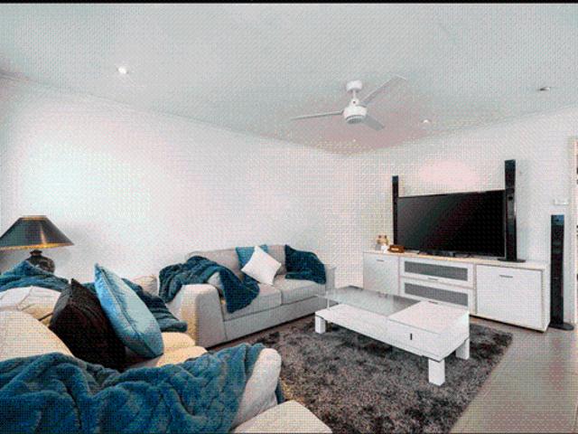 Three Bedroom Home In Quiet Street