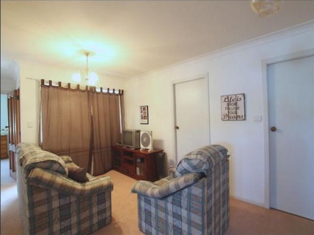Three bedroom home in quiet surrounds