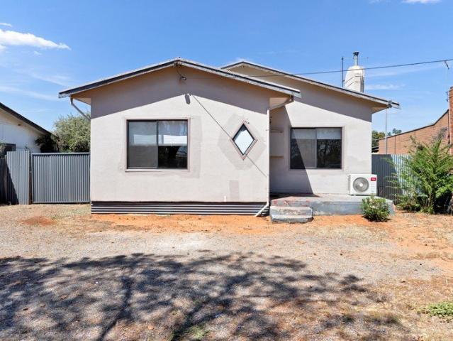 Three Bedroom Home in Red Cliffs