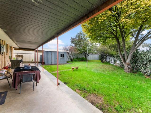 Three Bedroom Home in Wanted Locale