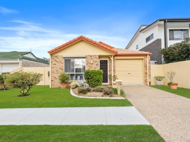 Three bedroom home in the Heart of Wynnum West