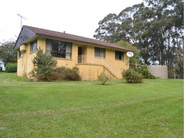 Three Bedroom Home on a Spacious Rural Block