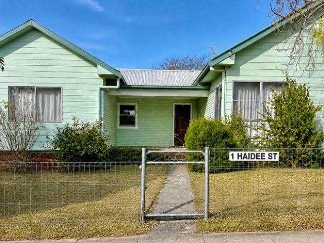 Three bedroom home on approx 2.5 Acres