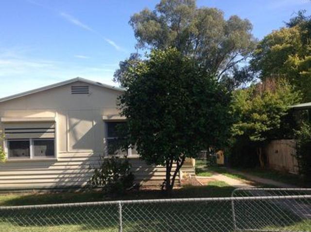 Three bedroom home main street of Tangambalanga. 37 Kiewa East Road, Tangambalanga