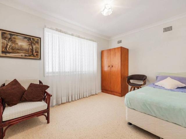 Three Bedroom Home South Tamworth