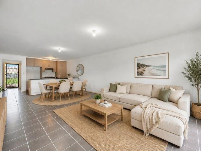 Three Bedroom Home Surrounded By Excellent Schools