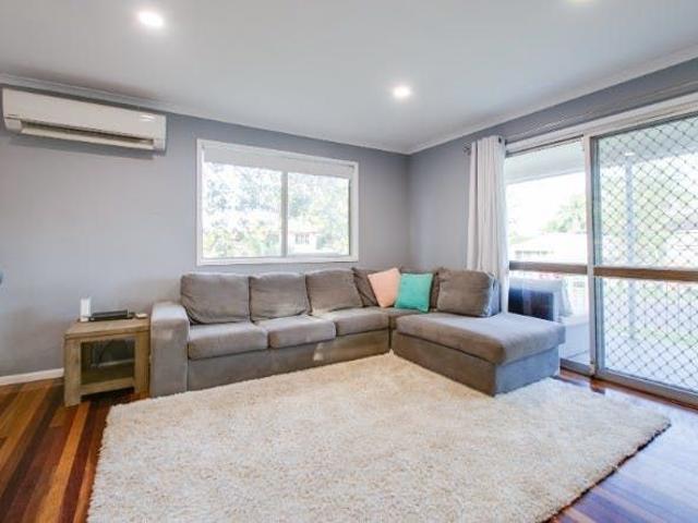 Three Bedroom Home With Double Bay Garage