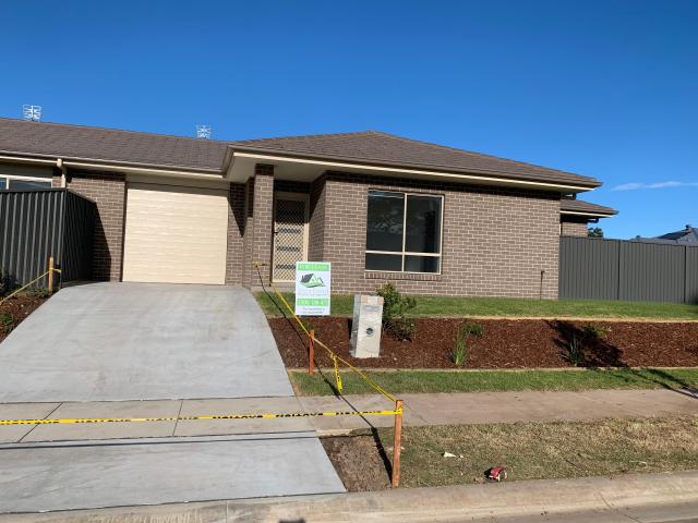 Three Bedroom Home with Ducted Air Conditioning