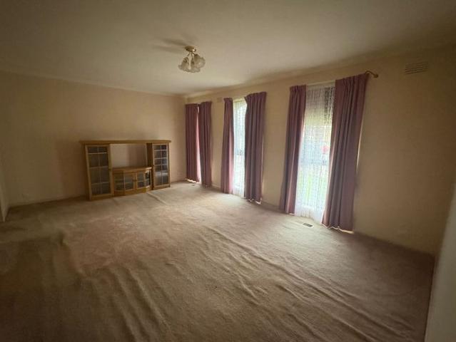 Three Bedroom Home with Garage & Workshop