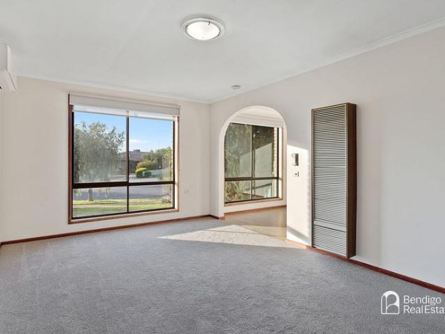 THREE BEDROOM HOME WITH LARGE YARD IN WHITE HILLS