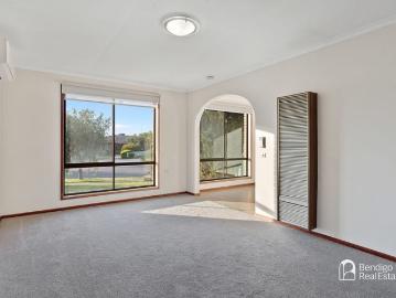 THREE BEDROOM HOME WITH LARGE YARD IN WHITE HILLS