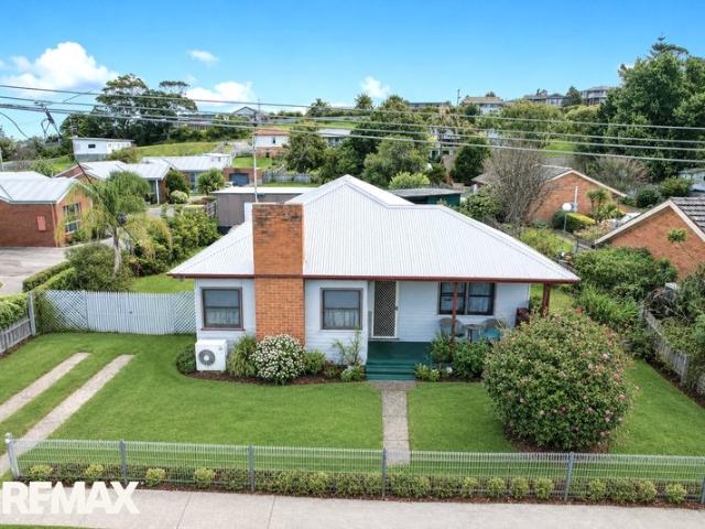Three Bedroom Home with Large Backyard $485 per week