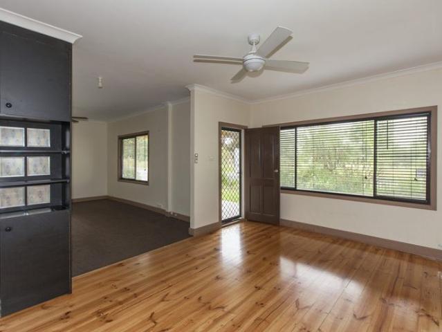 Three bedroom home, with large shed