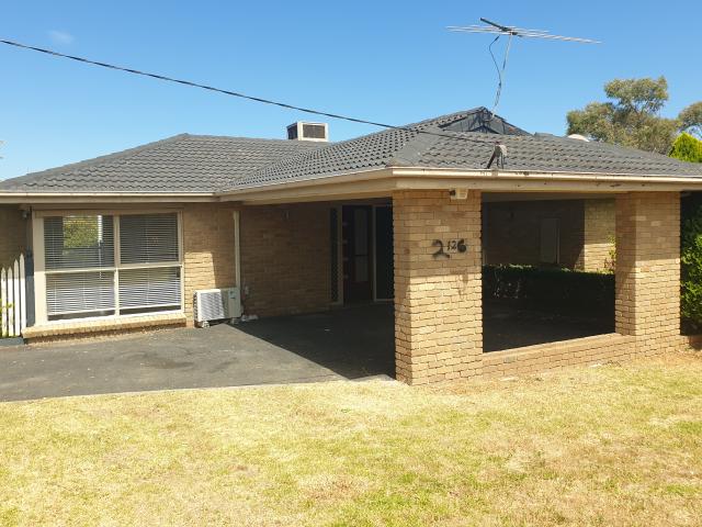 Three Bedroom Home with Modern Kitchen & Outdoor Entertaining