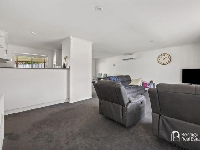 THREE BEDROOM HOME WITH OUTDOOR ENTERTAINING IN GOLDEN SQUARE